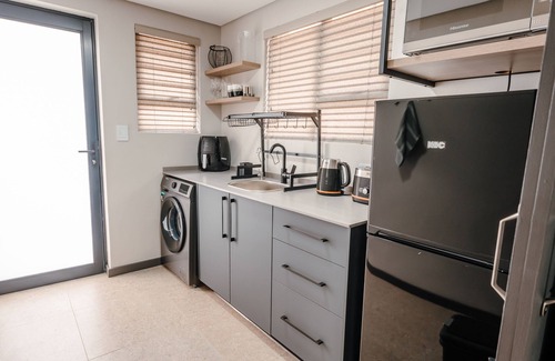 Potchefstroom Apartment | 80 on Thabo