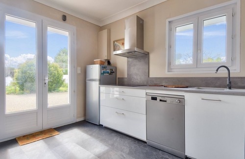 Barbatre Ski Chalet | 800m from beach - House 4 adults - 4 children