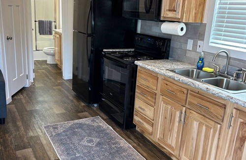 Honey Grove Cabin | 802 Charming cabin in Honey Grove with AC and WiFi