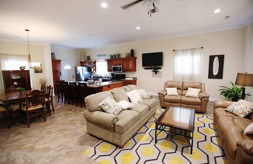 Ashley Oaks House | 8043 New Construction in the HEART of Knoxville!