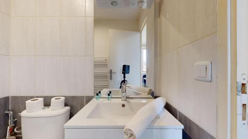 Bagnolet Apartment | 807 Suite Cosy - Superb Apartment