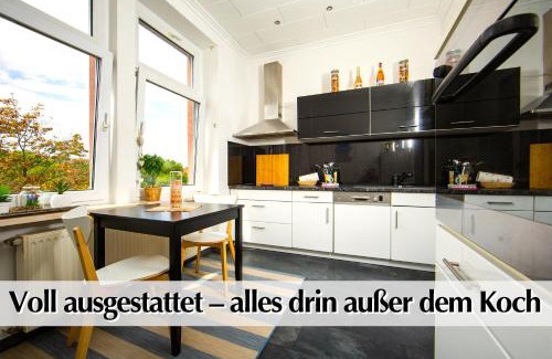 Andreasvorstadt Apartment | 80m2 3R Wohnung mit privatem Parkplatz, Kingsize Betten, Smart-TV, etc