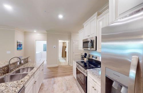 Murrells Inlet Apartment | 81 Del Ray Drive 2B 3 Bedroom condo with pool close to the Marshwalk