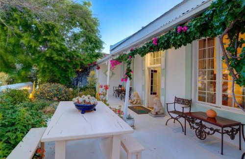 Prince Albert House | 81 on Church Guest House