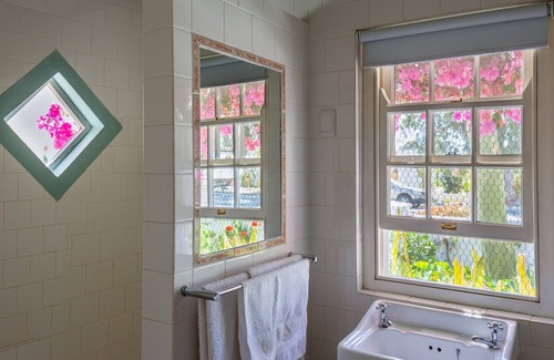 Prince Albert Bed & Breakfast | 81 on Church