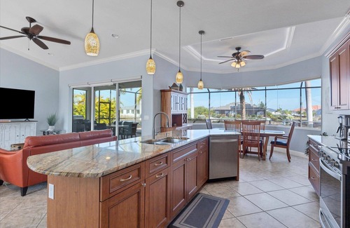 South Gulf Cove House | 8138 Arlewood Circle