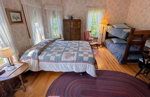 Whitefield House | 81JR private 2 bedrooms and 1 bathroom in grand Victorian home in the heart of the Whiite Mountains!