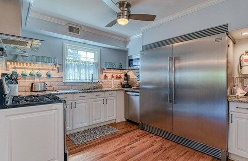 Bradley Beach House | 82 Inskip Avenue - 3-bedroom house in Ocean Grove with coastal decor