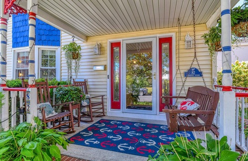Bradley Beach House | 82 Inskip Avenue - 3-bedroom house in Ocean Grove with coastal decor
