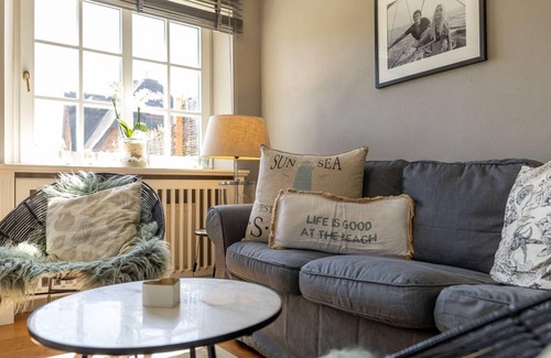 Tinnum Apartment | 82 m² Apartment ∙ 2 bedrooms ∙ 4 guests