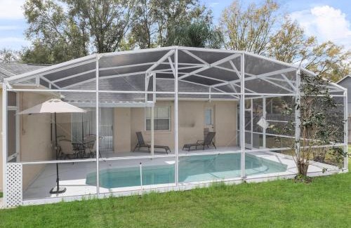 Briargrove Villa | 820 BRIARGROVE AVE DAVENPORT 4BED