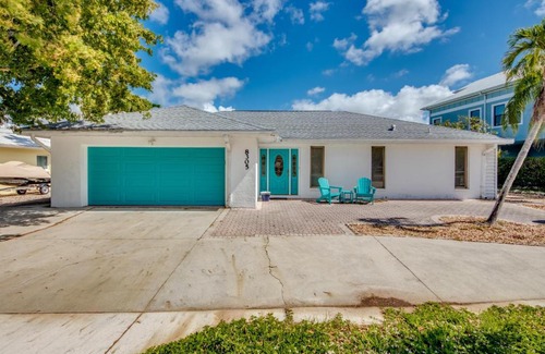 Laguna Shores House | 8305 Estero Boulevard - Large beach home with screened-in lanai area & pool!