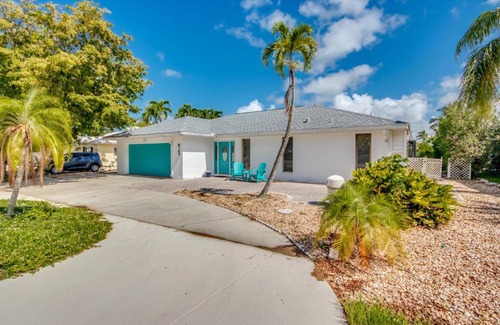 Laguna Shores House | 8305 Estero Boulevard - Large beach home with screened-in lanai area & pool!