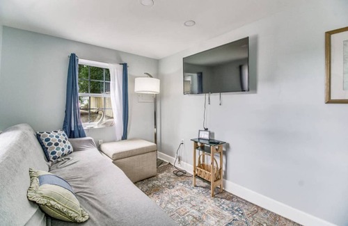 West Pensacola Apartment | 84 m² Apartment ∙ 1 bedroom ∙ 6 guests