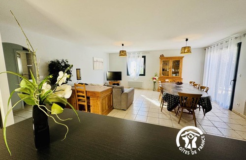 Roquefort-des-Corbieres House | 85 m² House ∙ 3 bedrooms ∙ 6 guests