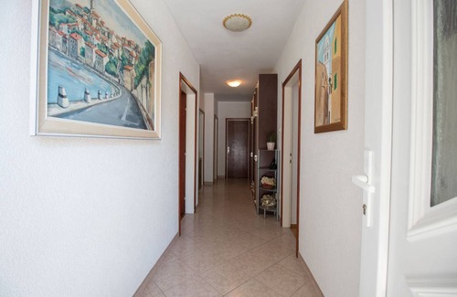 Novi Vinodolski Apartment | 85 m² Apartment ∙ 2 bedrooms ∙ 5 guests