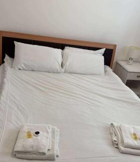 Abingdon Apartment | 85d Northcourt Road