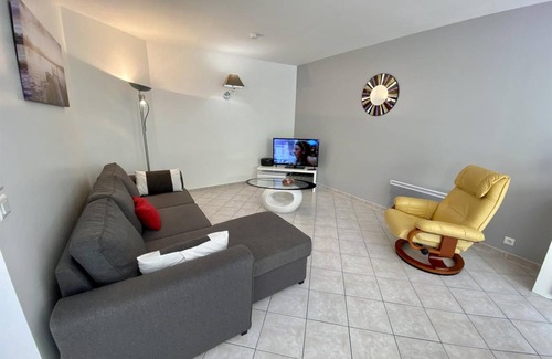Roquefort-des-Corbieres House | 86 m² Apartment ∙ 2 bedrooms ∙ 4 guests