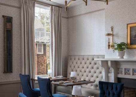 Historic District Hotel | 86 State Circle - Luxury Boutique Hotel