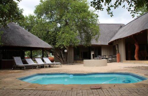 Leeupoort House | 86 Zebula 12 Sleeper Lodge