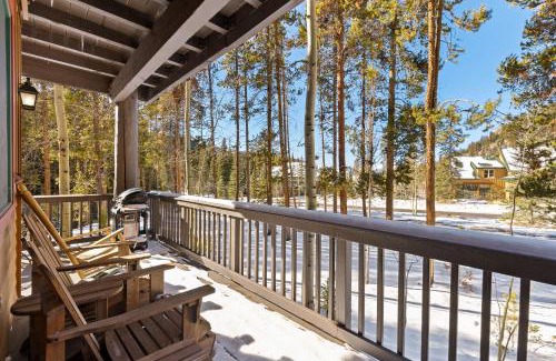 Keystone House | 8758 Trappers Crossing condo