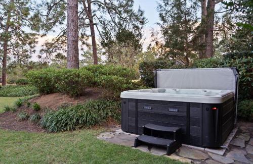 Pinehurst House | 88 Deerwood Lane