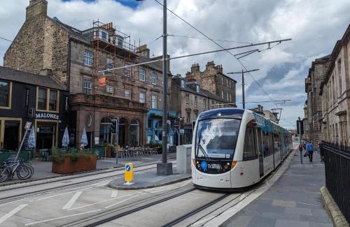 Leith Apartment | 89 The Merchants- Chic Aparthotel by The House of Danu
