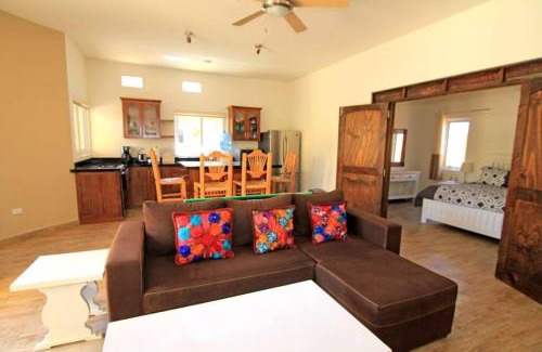 Cerritos Apartment | 8AP Beautiful 1st Floor Condo, Pool Side, Cerritos