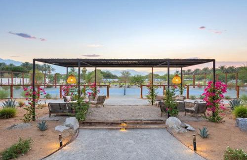 Palm Springs Villa | 8BDR Villa TennisPickleball Golf Green Pool House Gym Bar Mesquite38