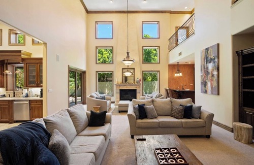 Camelback East House | 8BR Phoenician Estate Heated Pool + Hot Tub