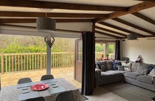 Builth Wells Apartment | 8F Lakeside Lodge Caer Beris Builth Wells - No Tradesman