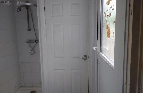Strood Apartment | 9 Abbey Road