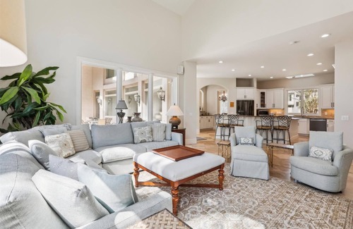 Beach Lagoon House | 9 Beach Lagoon ~ Luxury 6Br Private Home, 3rd Row from Sea Pines Beach!