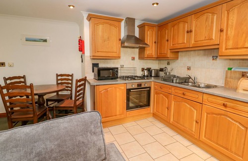 Newquay Cottage | 9 Beachcombers Apartments