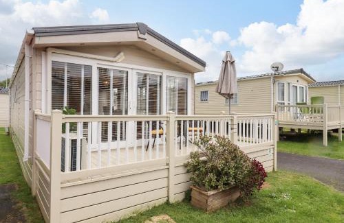 Clacton-on-Sea House | 9 Birch Grove