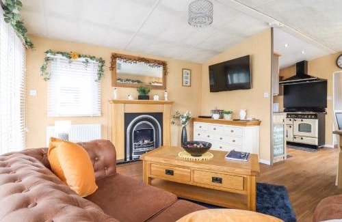 Clacton-on-Sea House | 9 Birch Grove