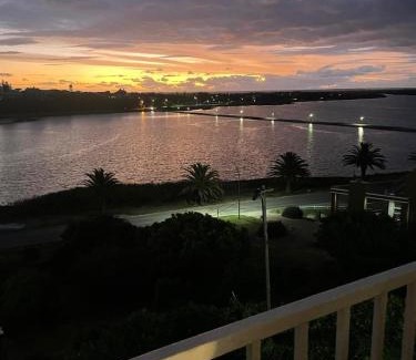 Aston Bay Apartment | 9 Dolphin Bay, Aston Bay