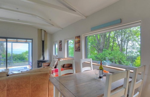 Lyme Regis Cottage | 9 Farnham House