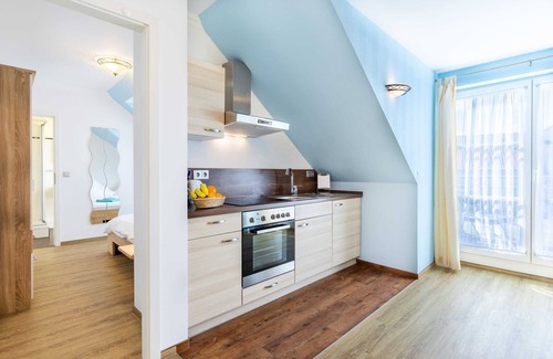 Pepelow Apartment | (9) Group booking up to 15 persons (upper floor) - Ostseeferienhaus Drachenflieger