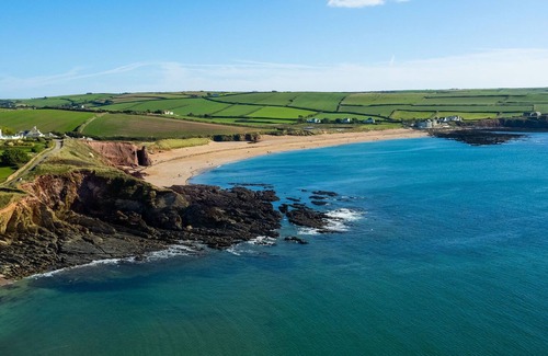 Thurlestone Apartment | 9 LINKS COURT, family friendly, with pool in Thurlestone