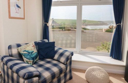 Thurlestone Apartment | 9 LINKS COURT, family friendly, with pool in Thurlestone