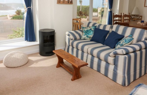 Thurlestone Apartment | 9 LINKS COURT, family friendly, with pool in Thurlestone