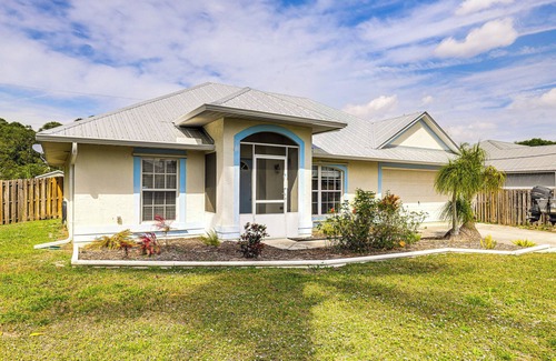 Port Saint Lucie House | 9 Mi to Clover Park: Poolside Paradise!