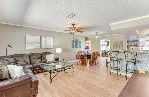 Bradenton House | 9 Mi to Coquina Beach Home with Pool and BBQ
