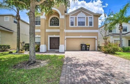 Highgate Park House | 9 Mi to Disney Family Home with Private Pool!