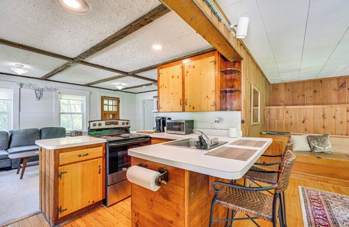Bethlehem Cottage | 9 Mi to Franconia Notch State Park: Cozy Cottage