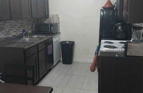 St. Andrews Apartment | 9 mnt arme schools n5 mnt to the zoon10 mnt downtown n10 minute of university