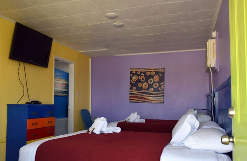 Twentynine Palms Hotel | 9 Palms Inn