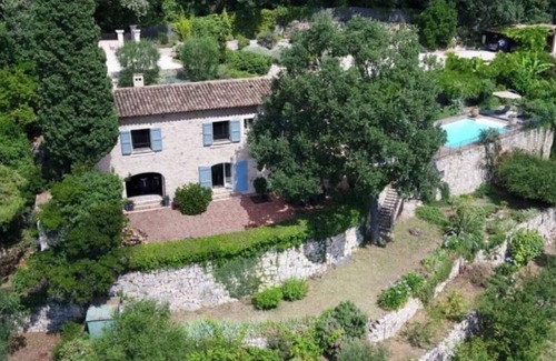 Cabris House | 9 pers 220 m² Authentic Provencal farmhouse in Ostal
