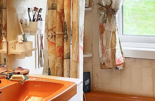 Vinnes House | 9 person holiday home in Reksteren